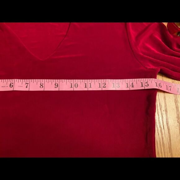Young at Heart ❤️ Red v-neck Top - Picture 7 of 7